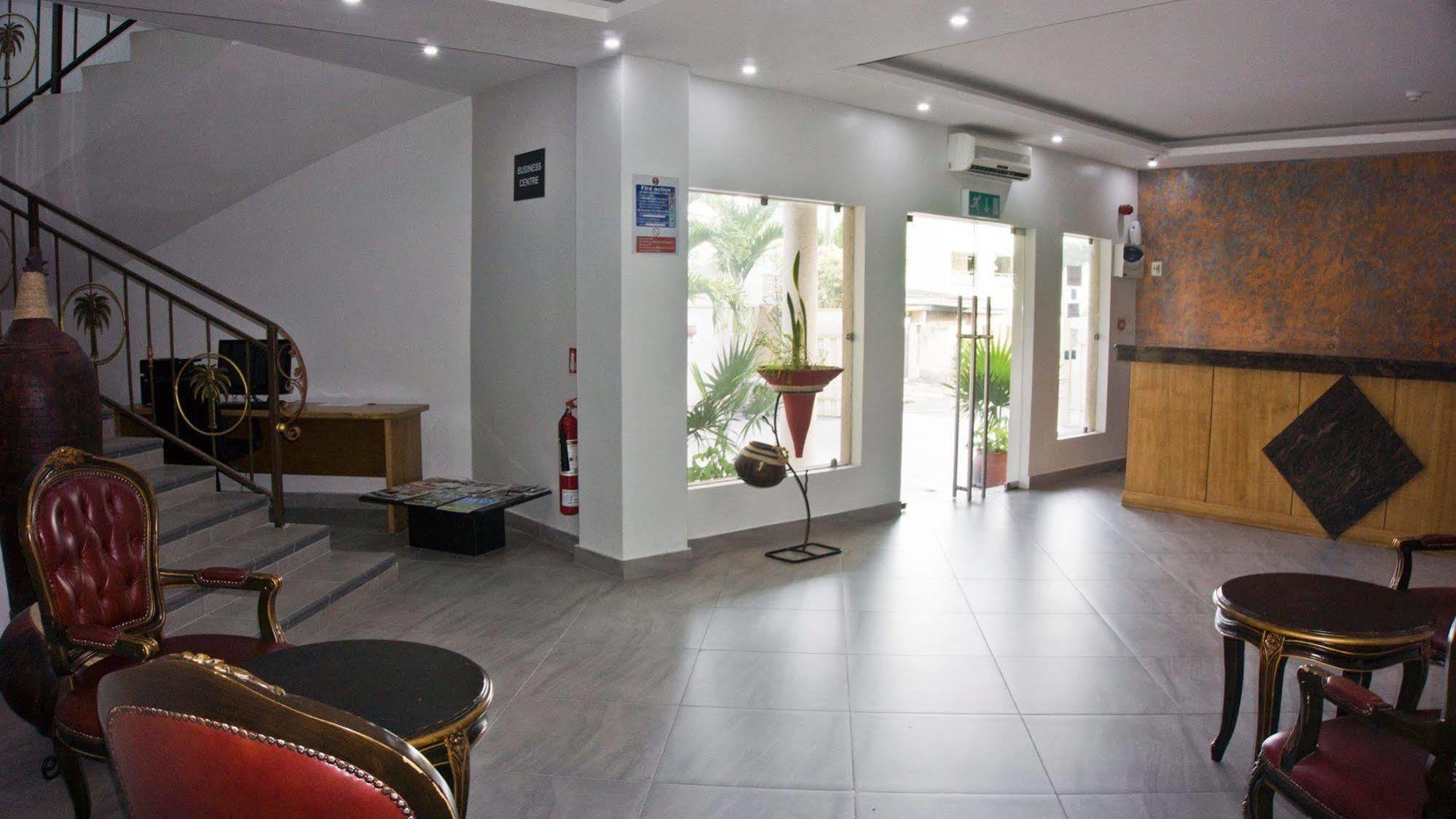 Tropical Enclave Hotel Accra Kültér fotó